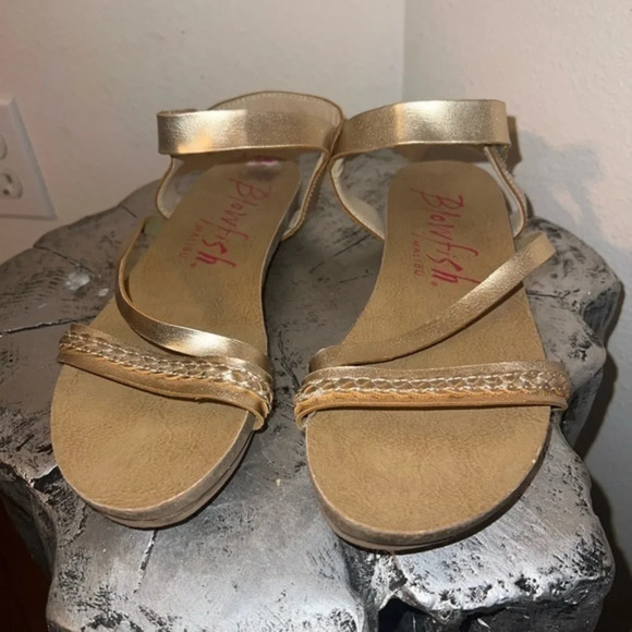 BLOWFISH Sandals‎ 2 for $22❇️ - Picture 2 of 6